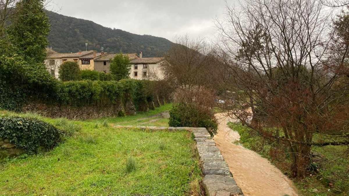 Ca lEsperrucat Acogedora casa de pueblo Tranquila y bien comunicada Villa Argelaguer Exterior foto